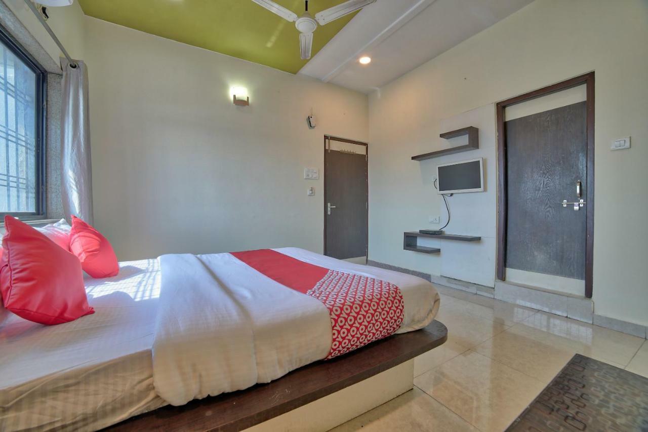 Oyo 35538 Hotel Risha Chandrapur Exterior foto