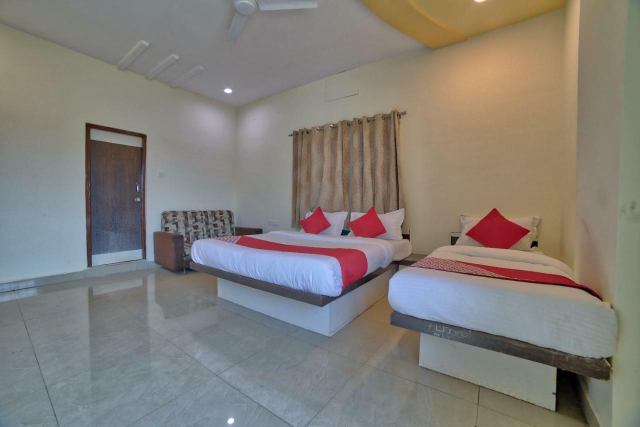 Oyo 35538 Hotel Risha Chandrapur Exterior foto